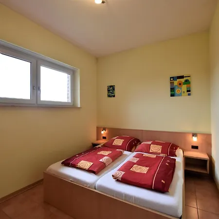 Mit Sauna * Циров